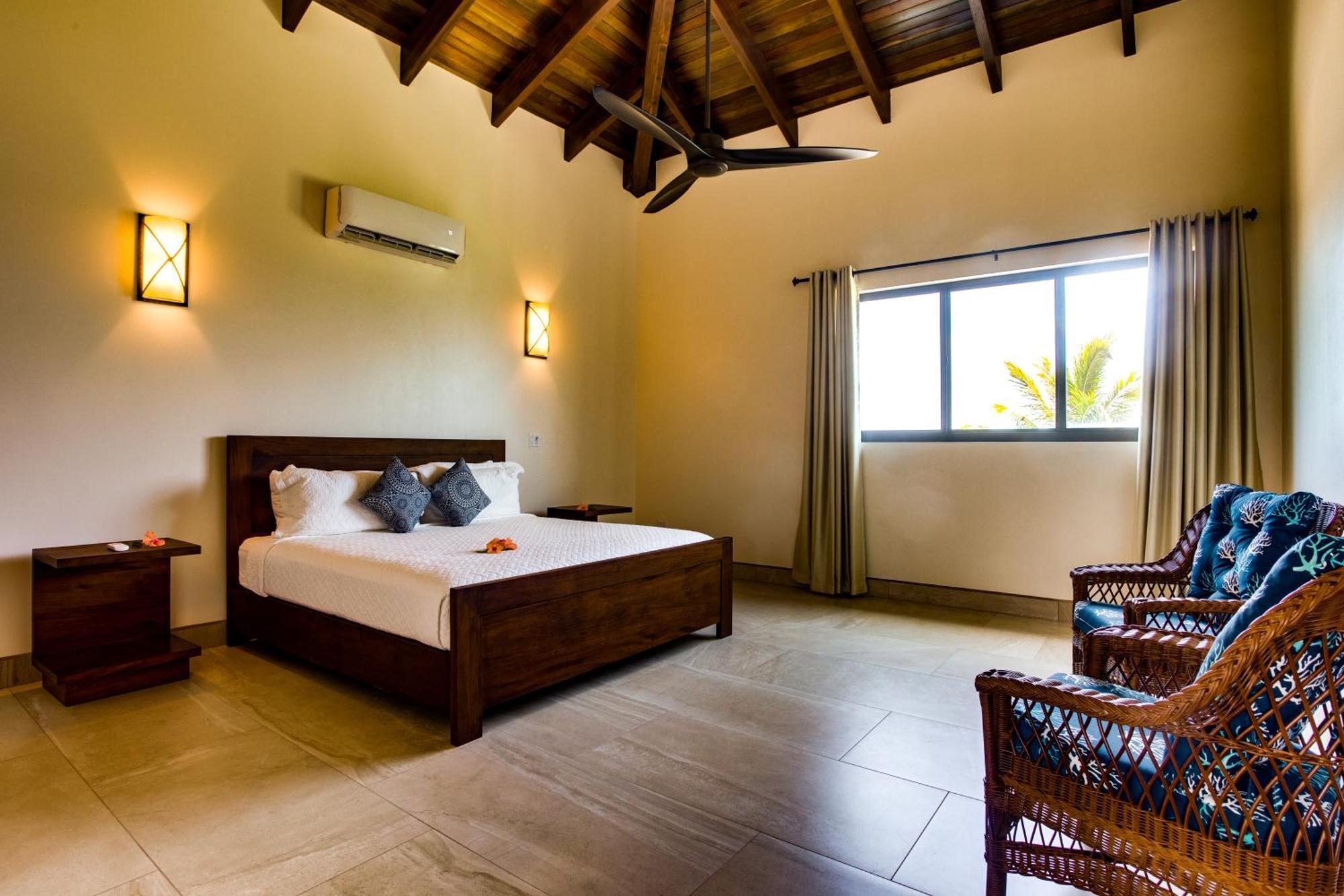 Naia Resort And Spa Placencia Bagian luar foto