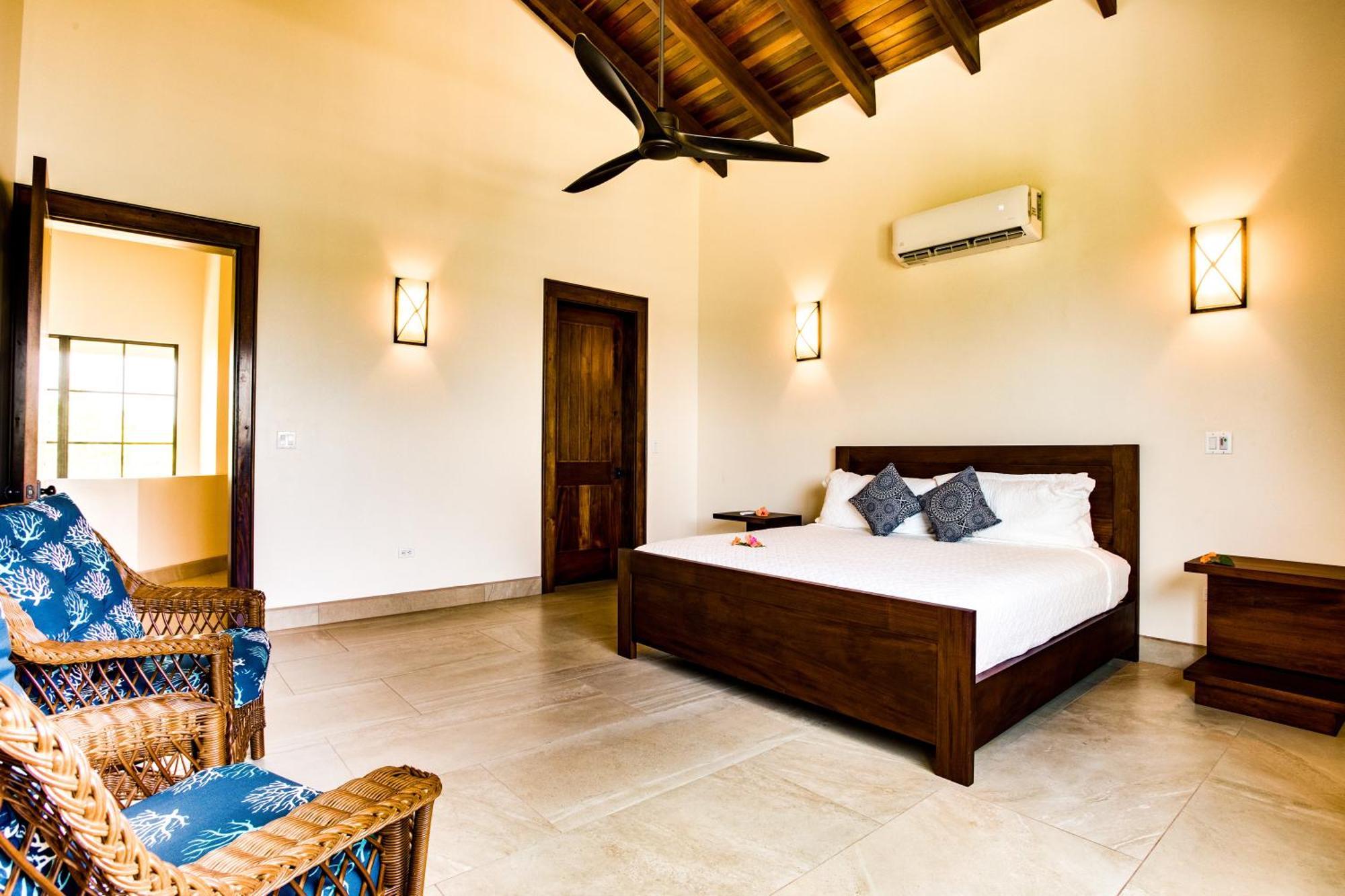 Naia Resort And Spa Placencia Bagian luar foto