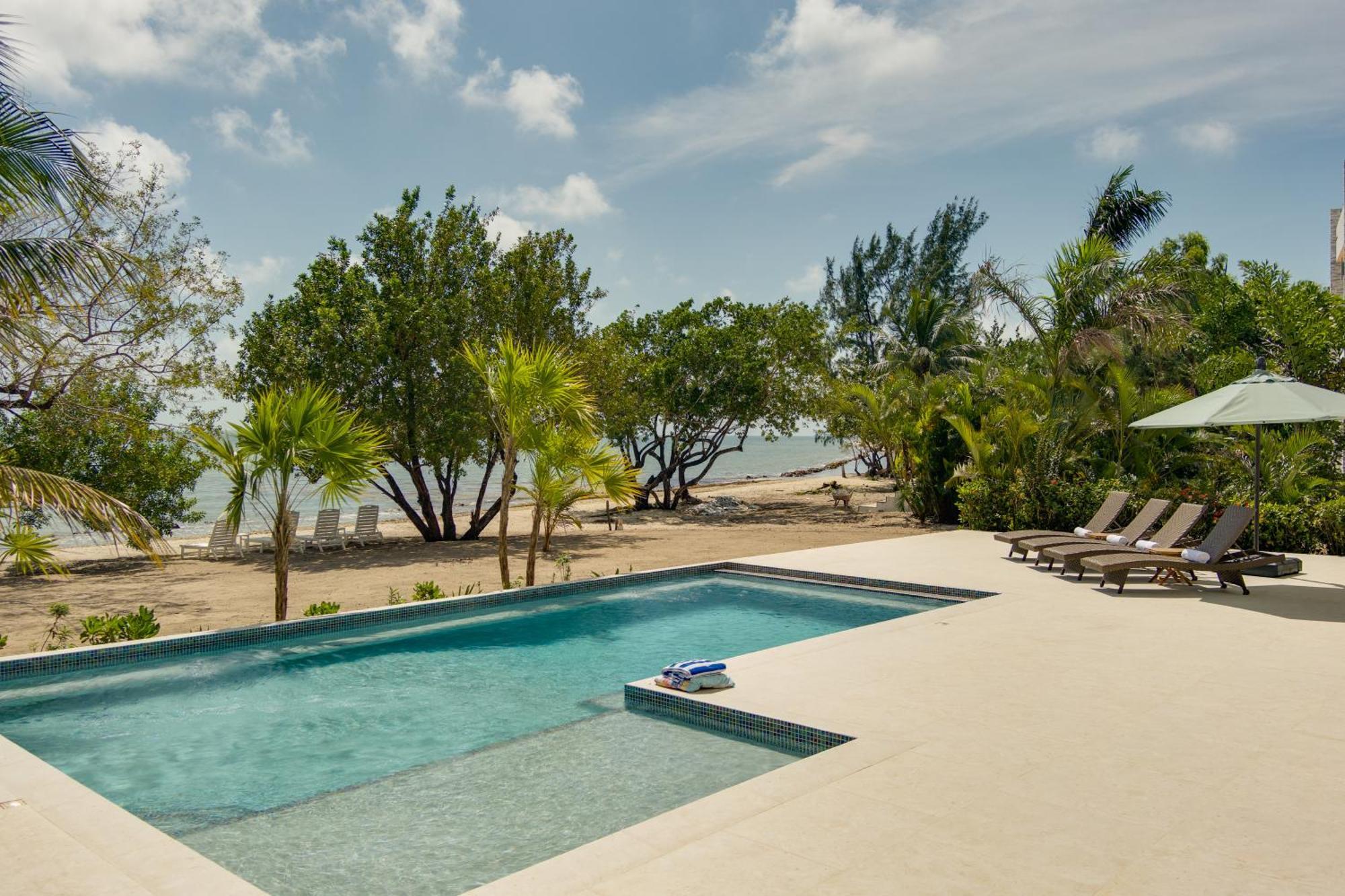 Naia Resort And Spa Placencia Bagian luar foto